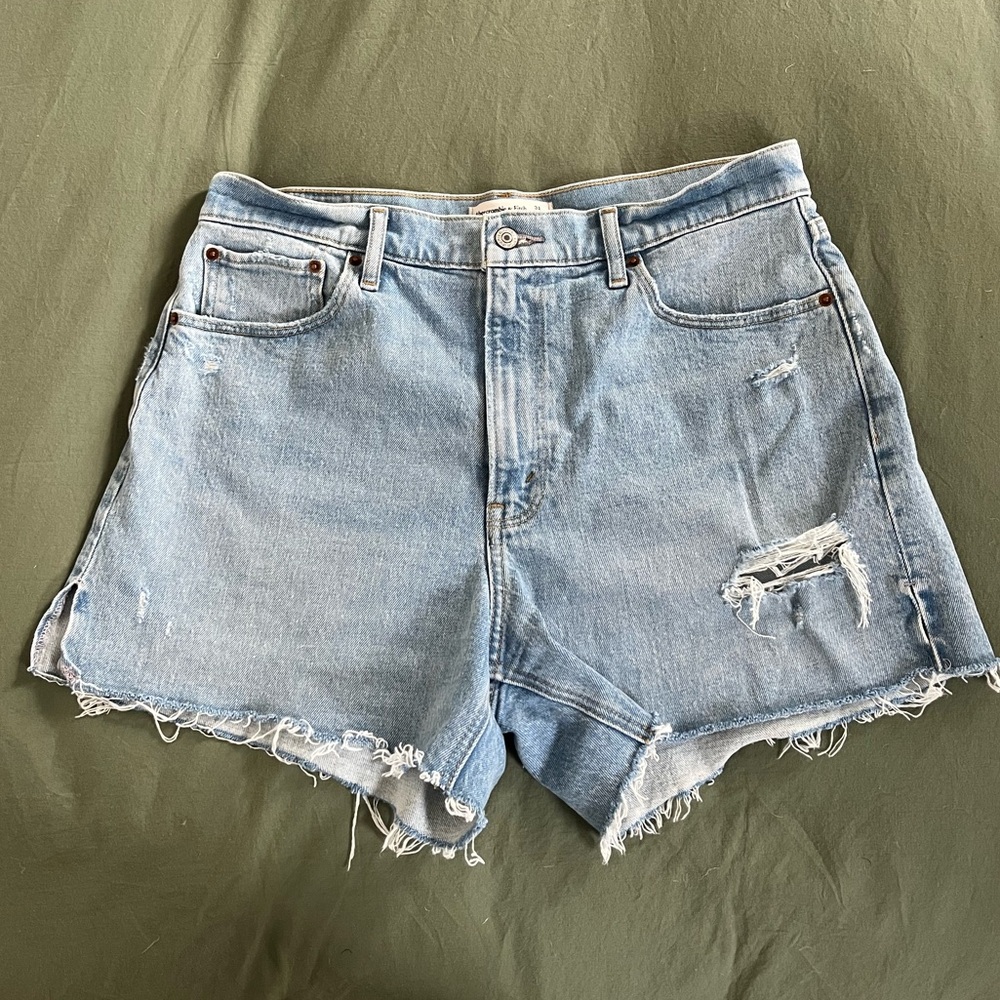 Abercrombie Mom Shorts